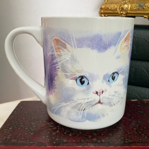 Vintage White Fluffy Cat Kitten Cats Blue eyes Golden eyes Applause 80s 90s Mug - Picture 1 of 4